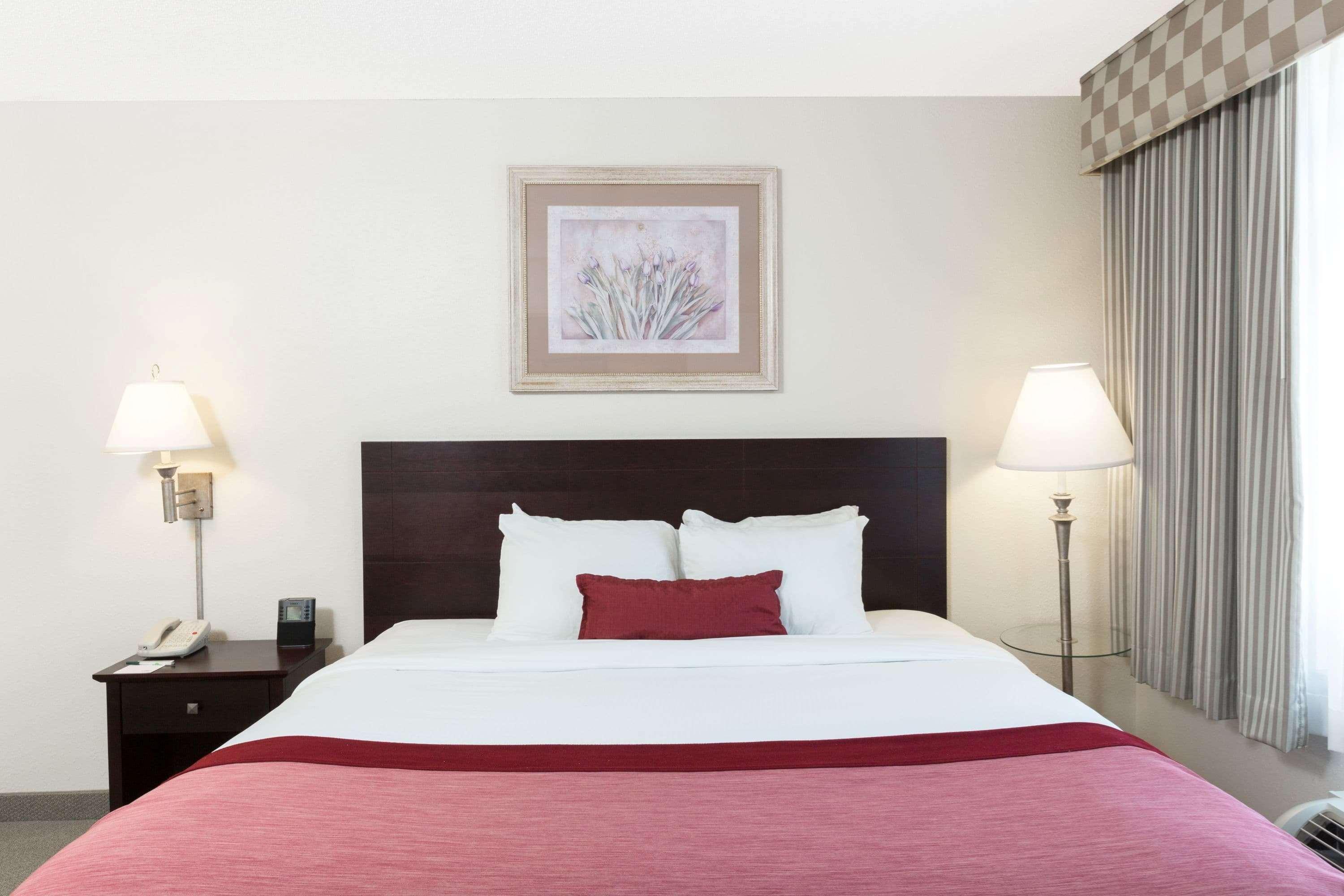 Spark By Hilton Tupelo Luaran gambar